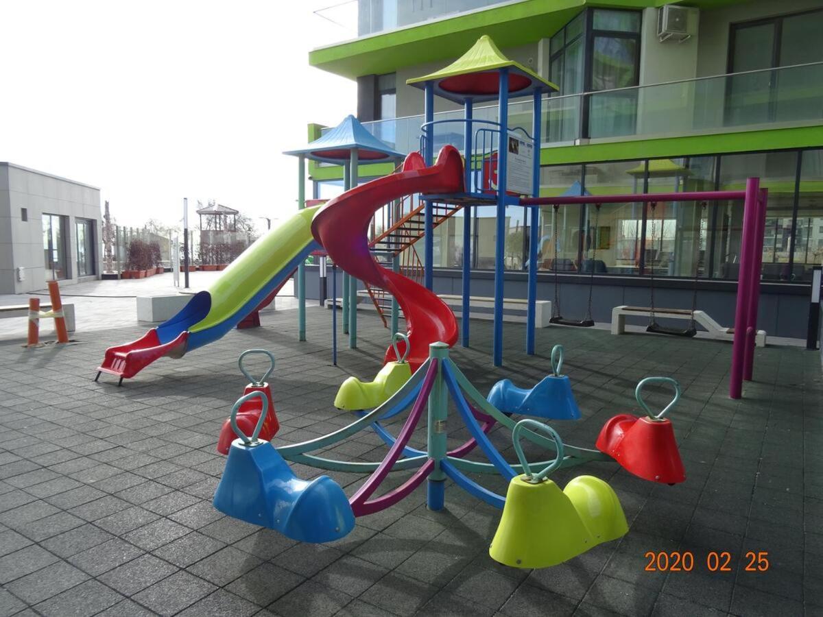 Apartament Edu Beach Resort ナボダリ エクステリア 写真